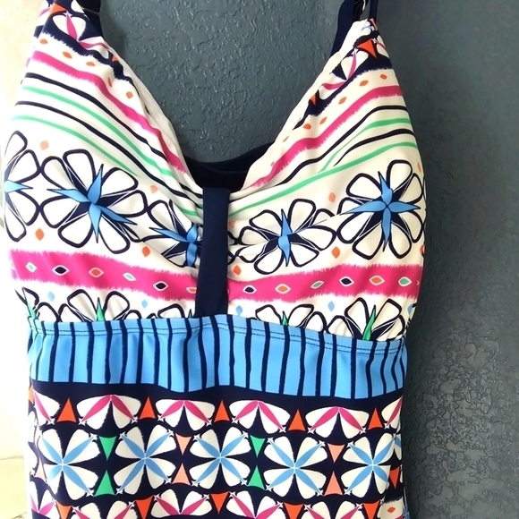 NWT South Point 2 piece Swim Set Size 24 Top/20 Bottom - Picture 5 of 11